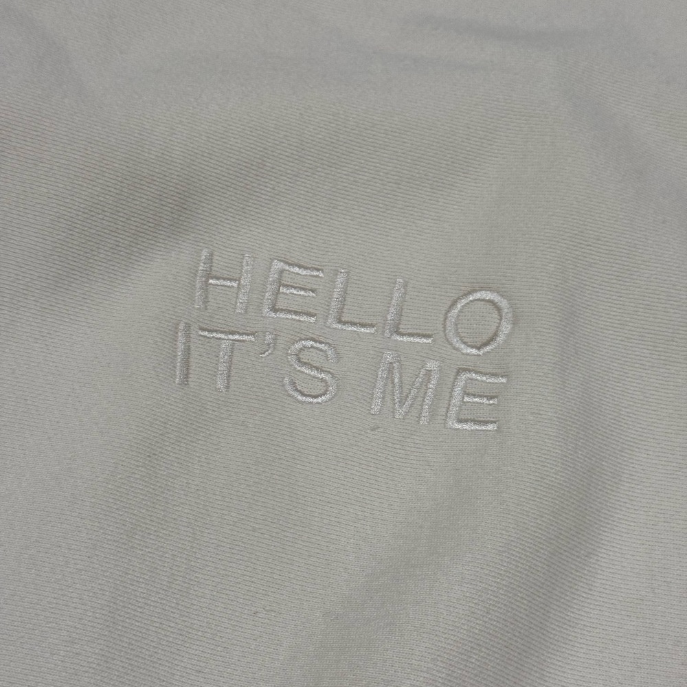 Adele 'Hello It's Me' Off White Crewneck Pullover Sweatshirt Size XXL - Picture 2 of 4